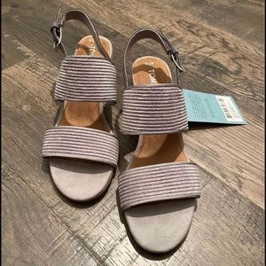 Blue/gray Toms heeled sandals